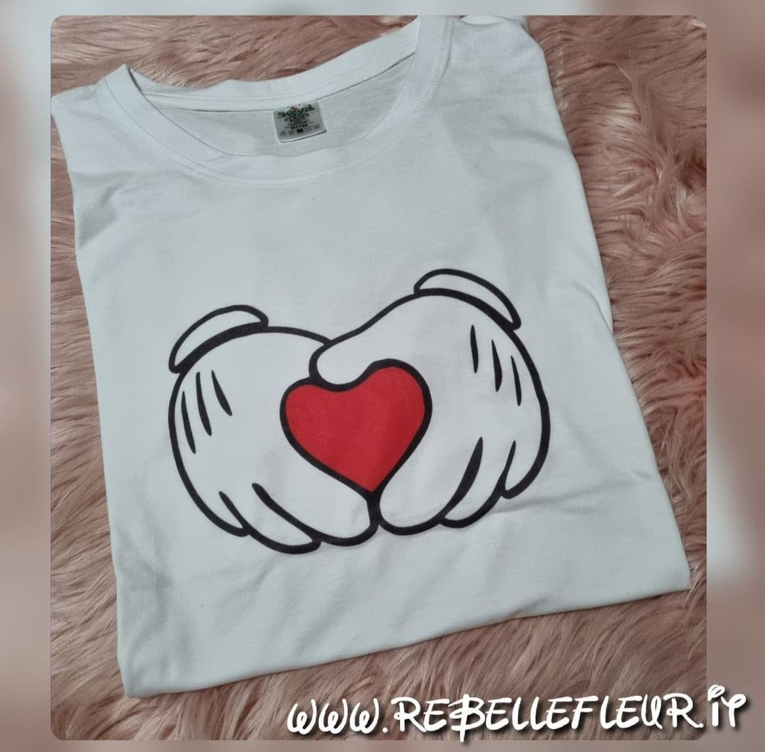 T-shirt topolino mani love
