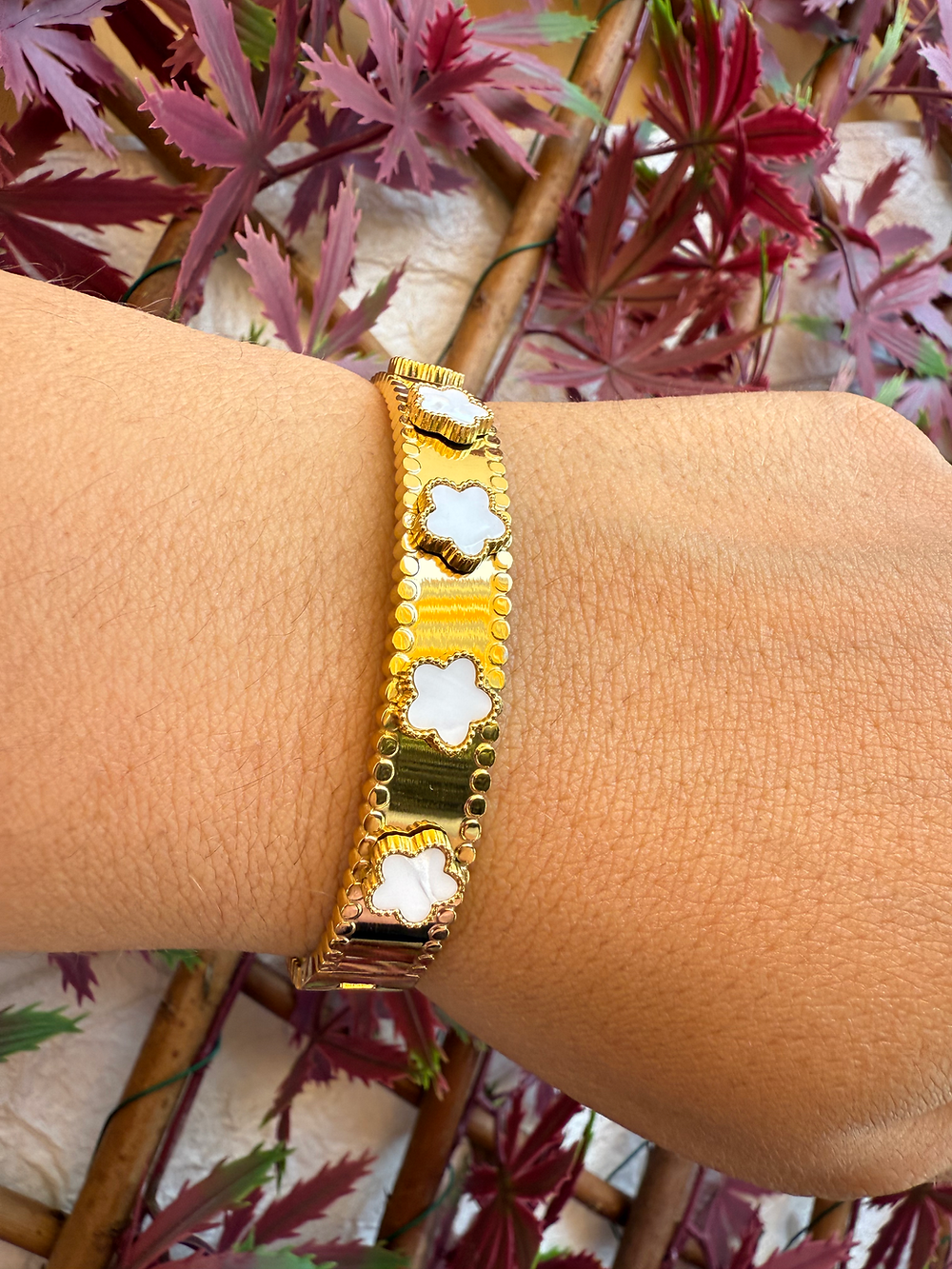 Bracciale rigido fiorellini
