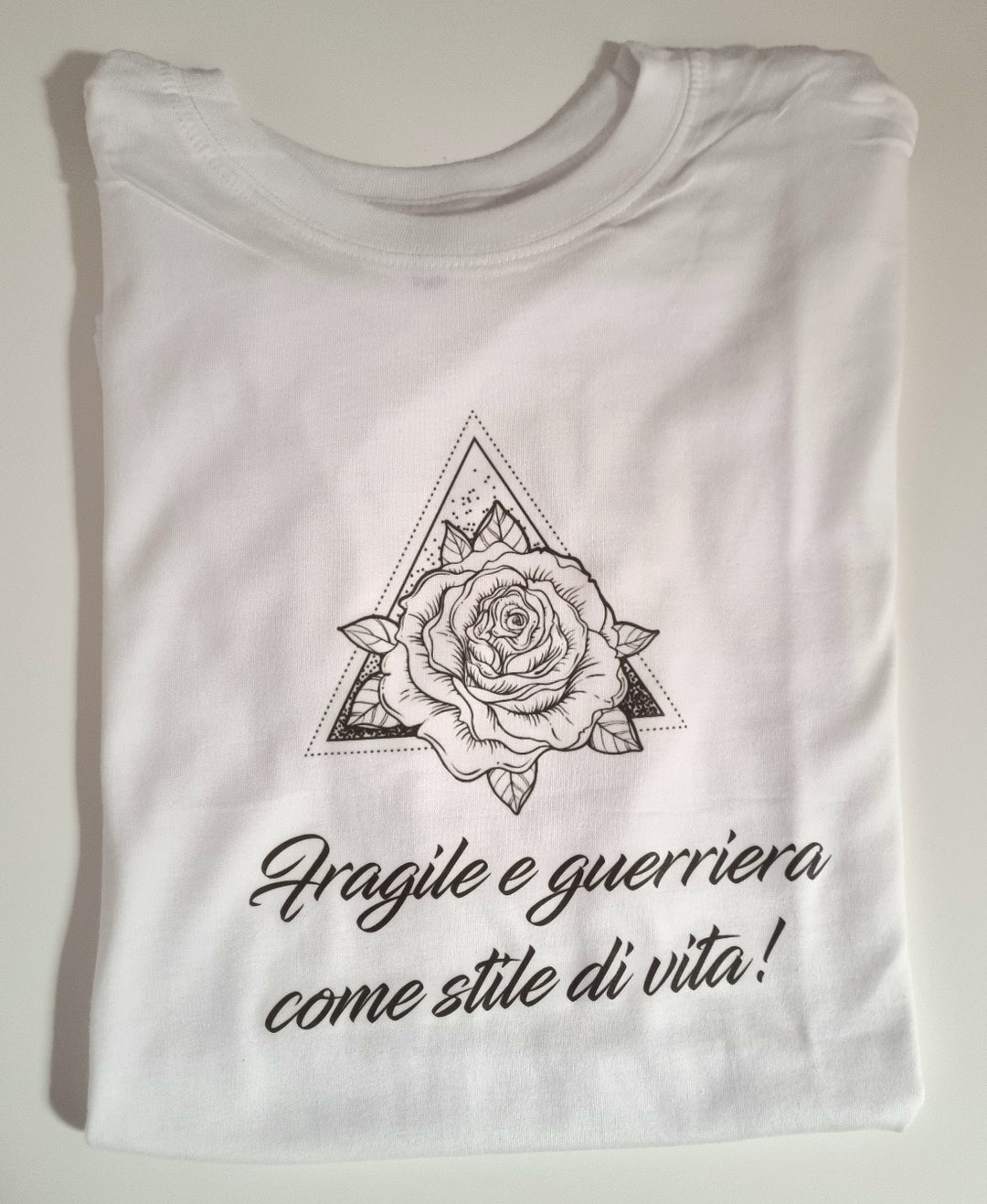T-shirt fragile e guerriera TAGLIA XL