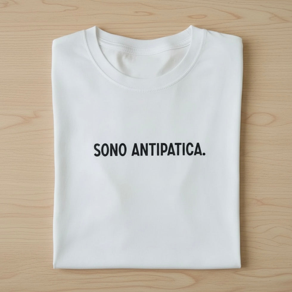 T-shirt sono antipatica