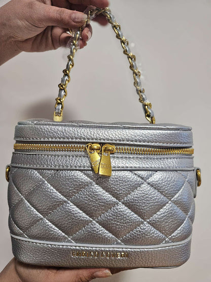Beauty bag silver 🩶