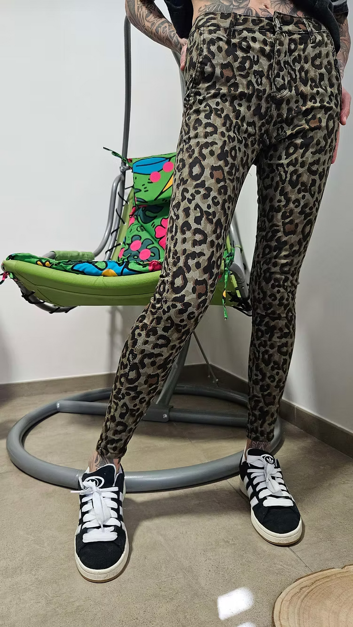 Pantaloni wild