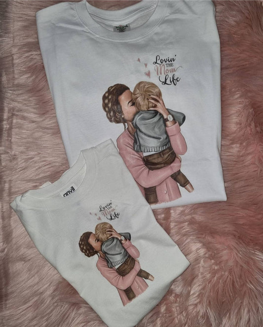 Coppia di T-shirt mamma e figlio abbraccio