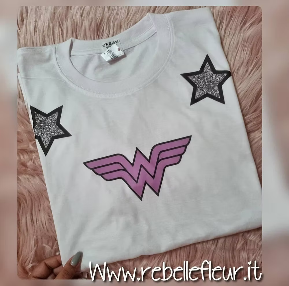 T-shirt wonder woman