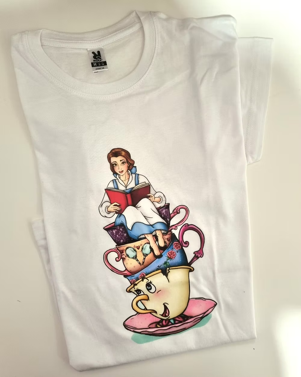 T-shirt Belle in tazza