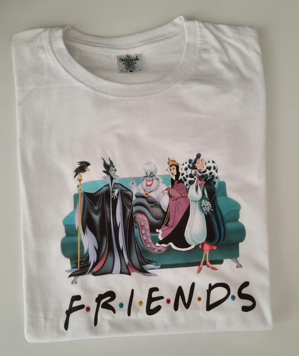 T-shirt Friends villains 4 personaggi