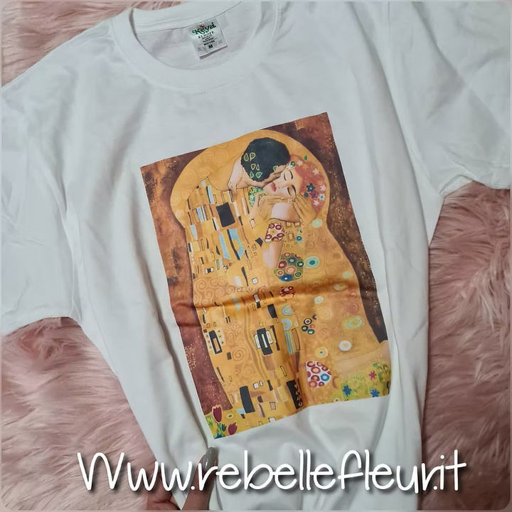 T-shirt dipinti