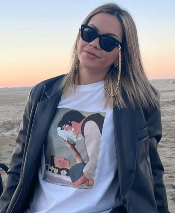 T-shirt torta in faccia