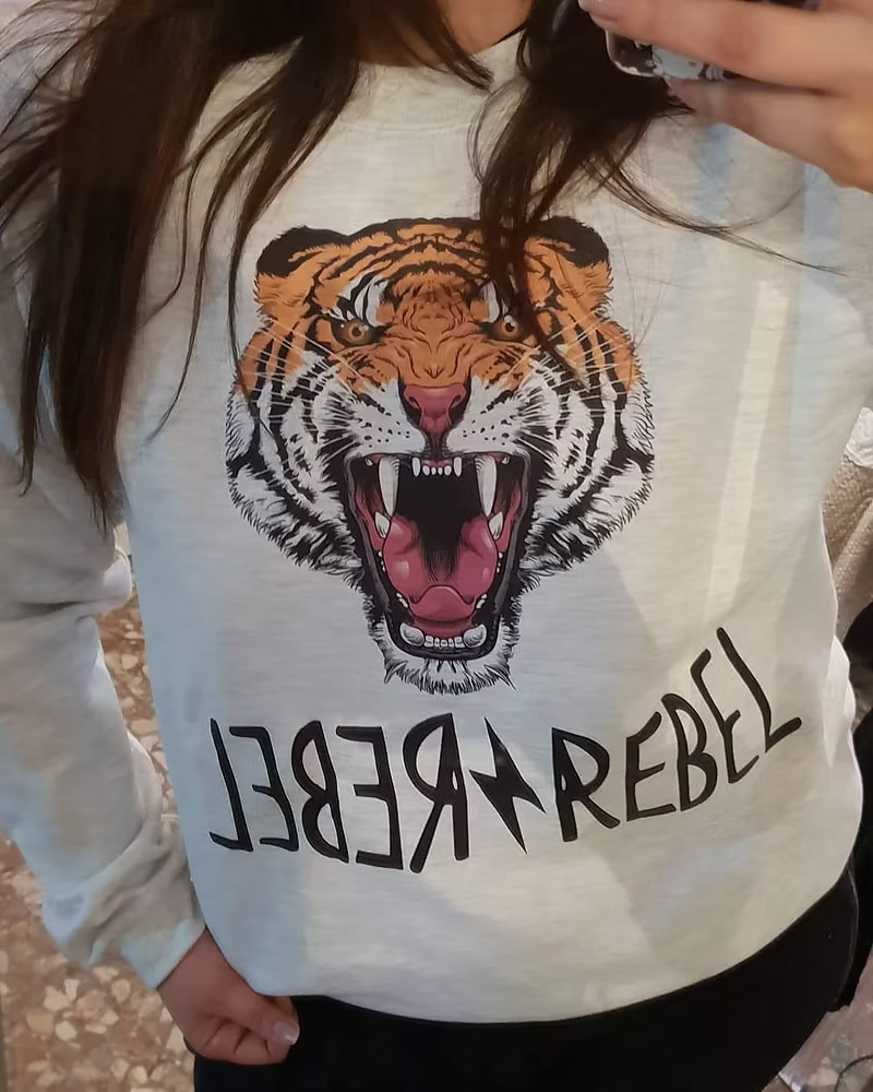 Felpa tigre rebelle