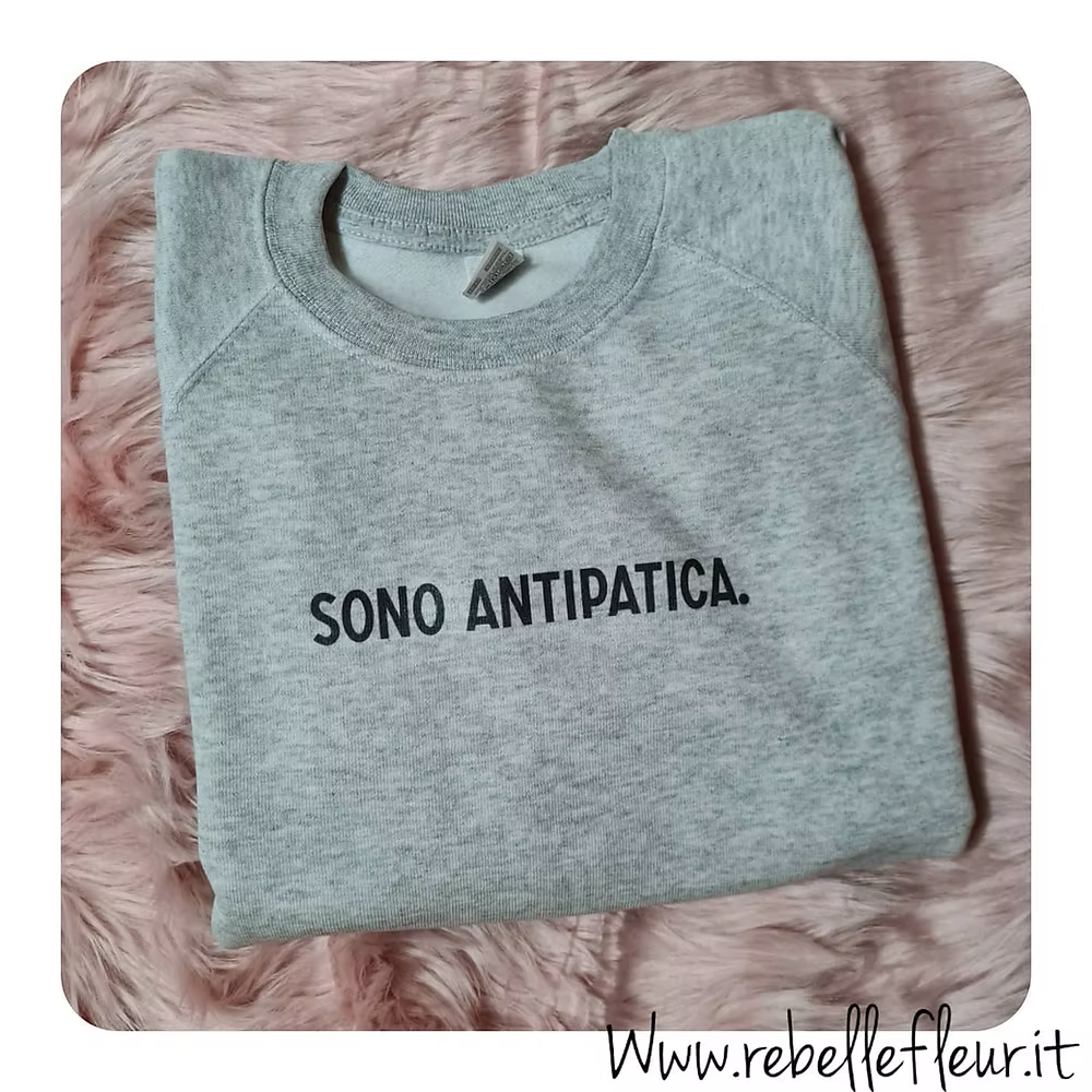 Felpa sono antipatica