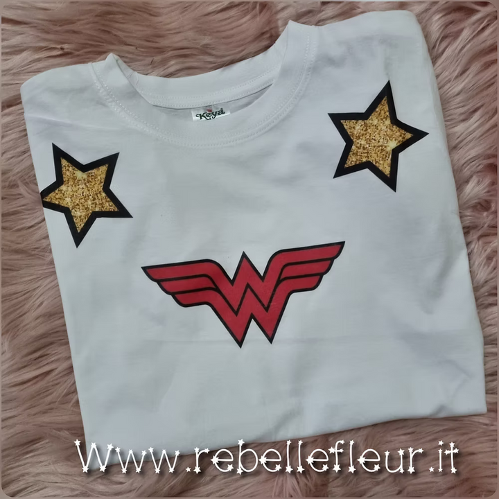 T-shirt wonder woman