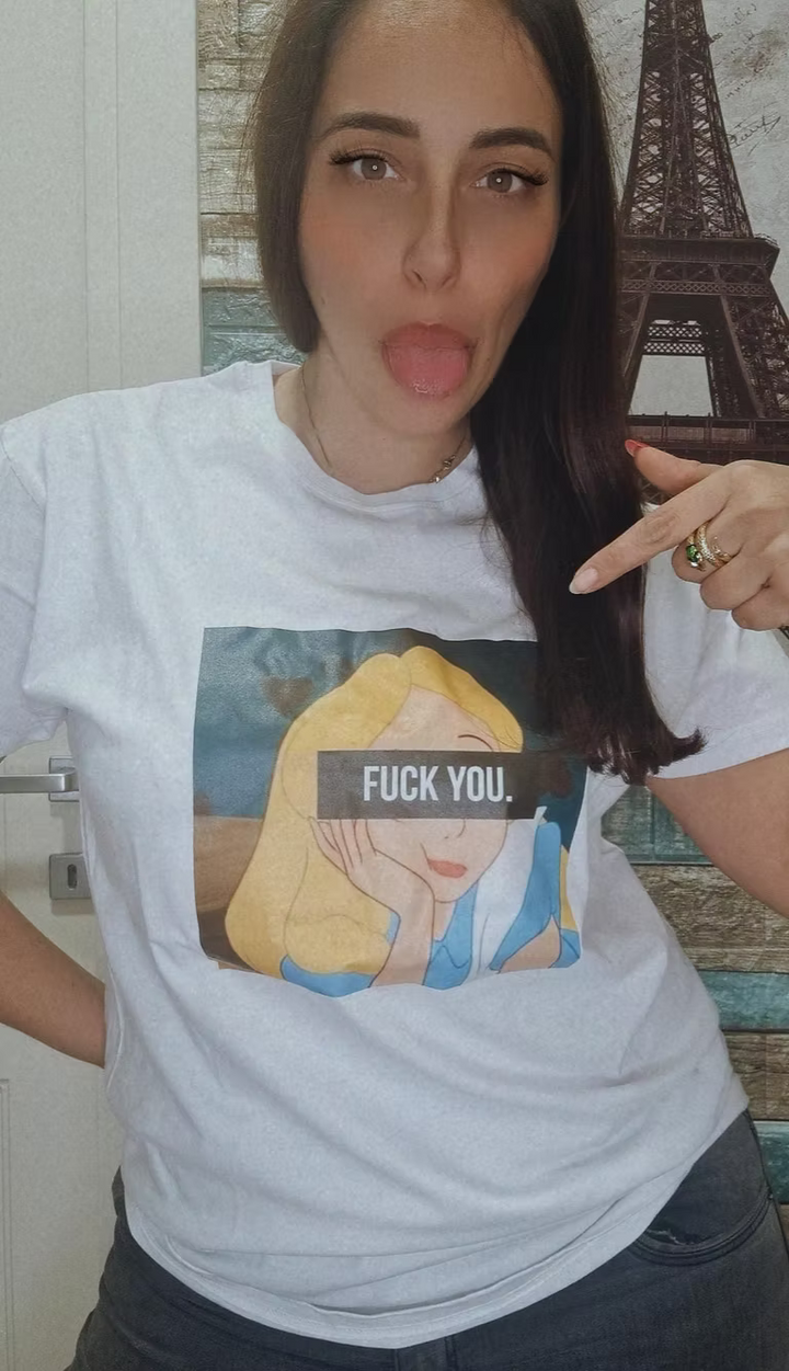 T-shirt Alice f**k